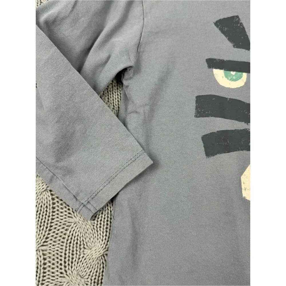 Zara Kids Grey Long-Sleeve Tee with Lion Graphic ~ 3/4